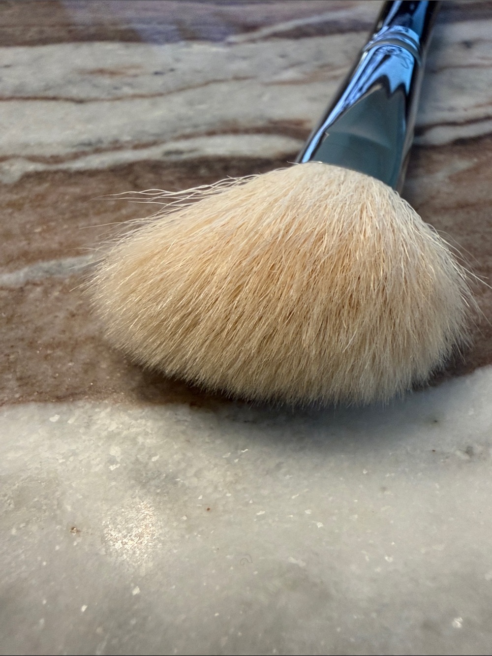 Sigma Beauty large angled contour F40 Brush with Cream Bristles - Picture 4 of 4